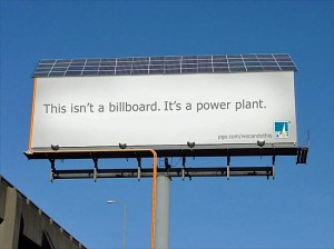 Cartel Publicitario alimentado con Energía Solar