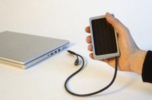 Solar Plug, carga tu laptop donde sea
